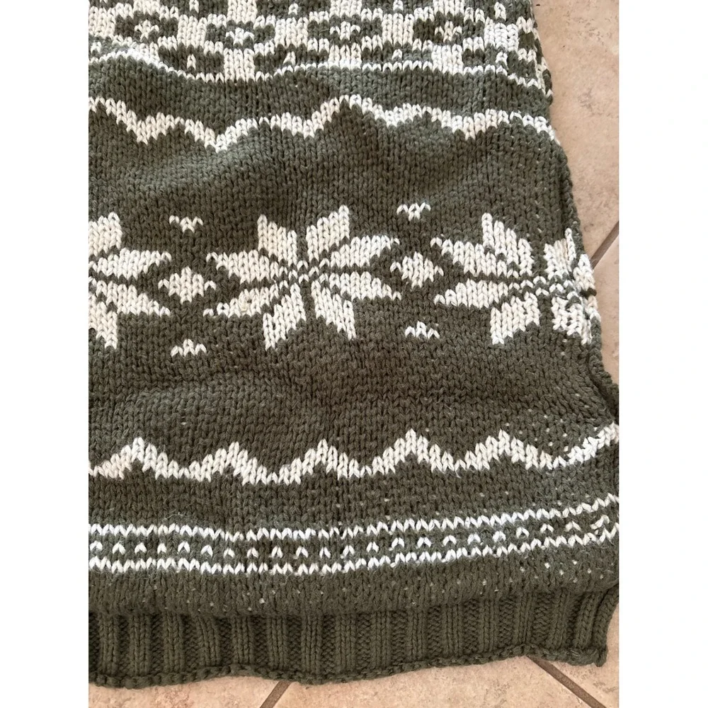 Pottery Barn Fair Isle Snowflake Knit Sherpa Throw Blanket Olive Green 58x44
